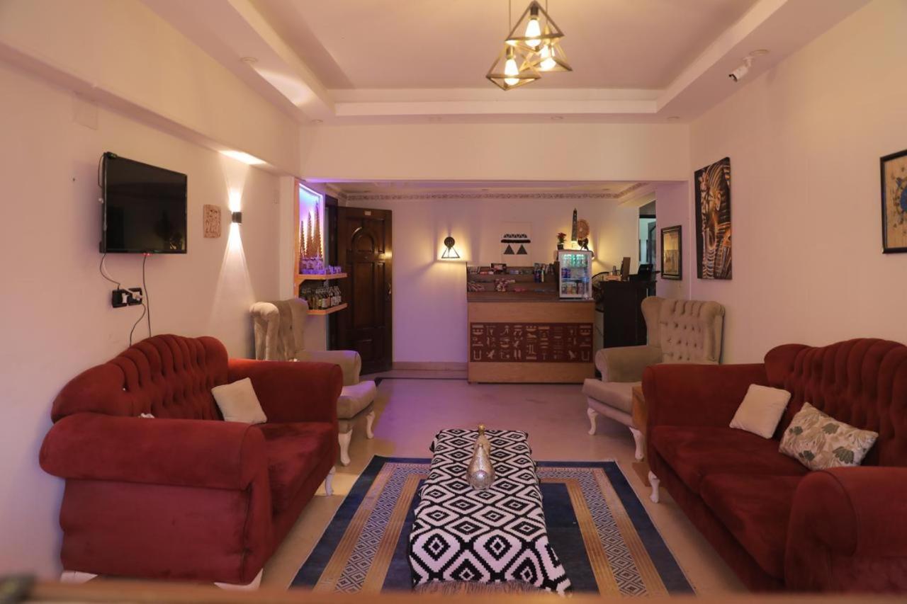 King Tout Hotel Pyramids View El El Cairo Exterior foto