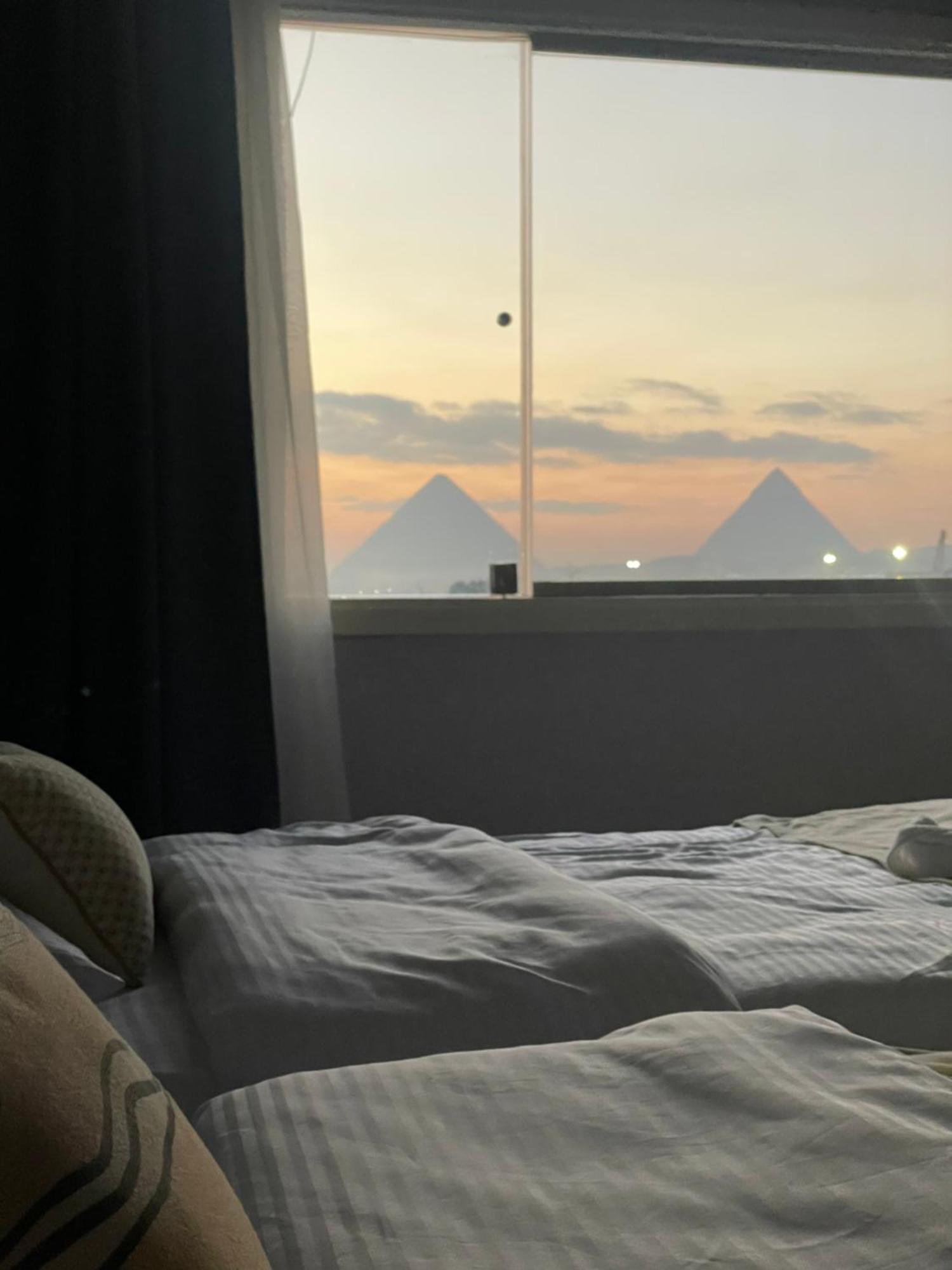 King Tout Hotel Pyramids View El El Cairo Exterior foto